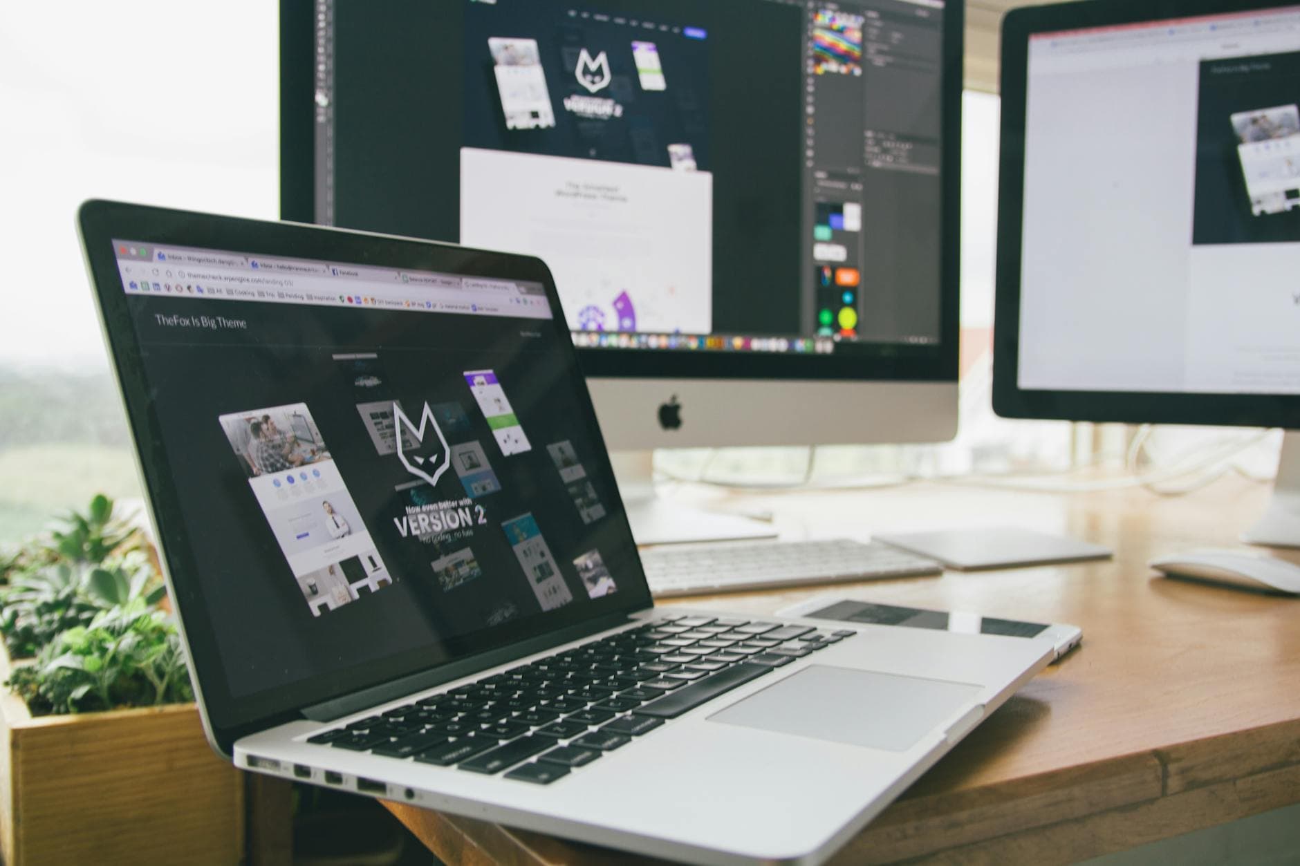 Wix, Squarespace, WordPress ou sur mesure : ce qui tranche